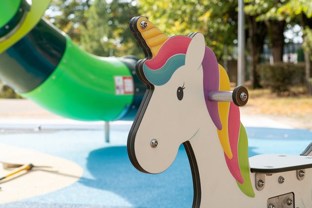 2025-08-25_espace jeu enfant - complexe j. marinelli_70200_dsc02619